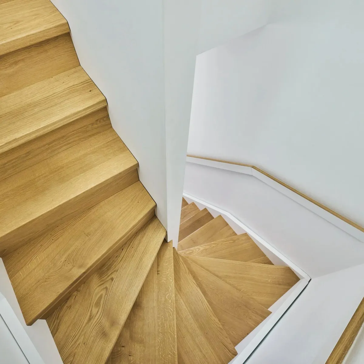 Wendeltreppe aus Eiche, Blick von oben